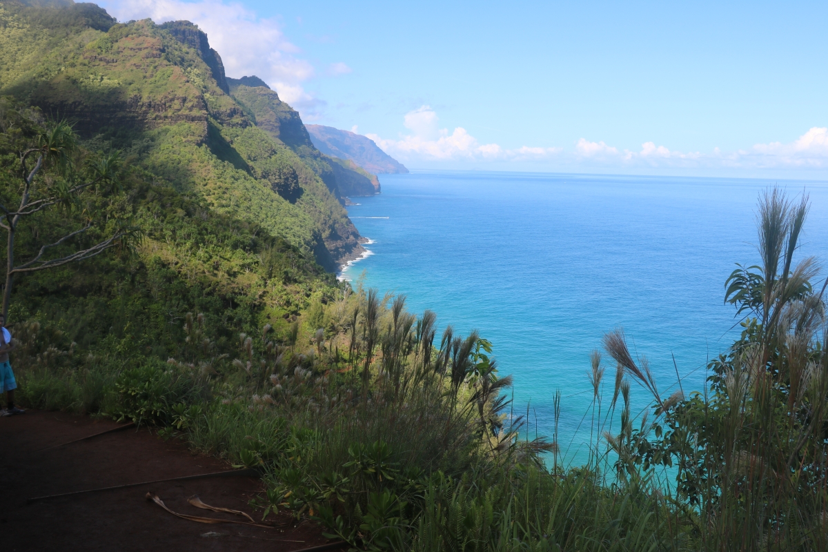 glimpse of Napali Coast  